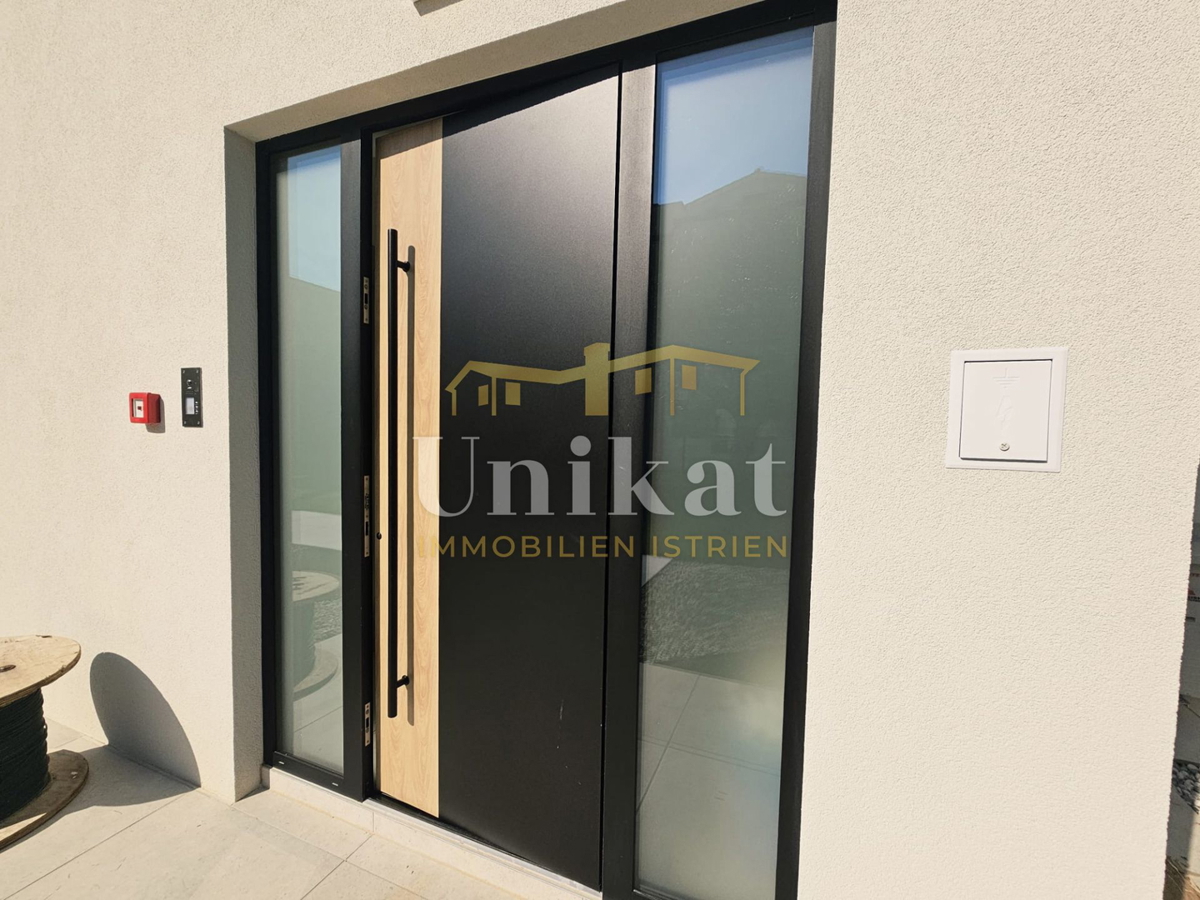 Nuovo appartamento trilocale con giardino vicino al mare